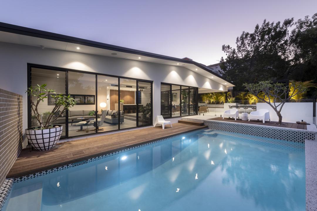 swimming pools in winter