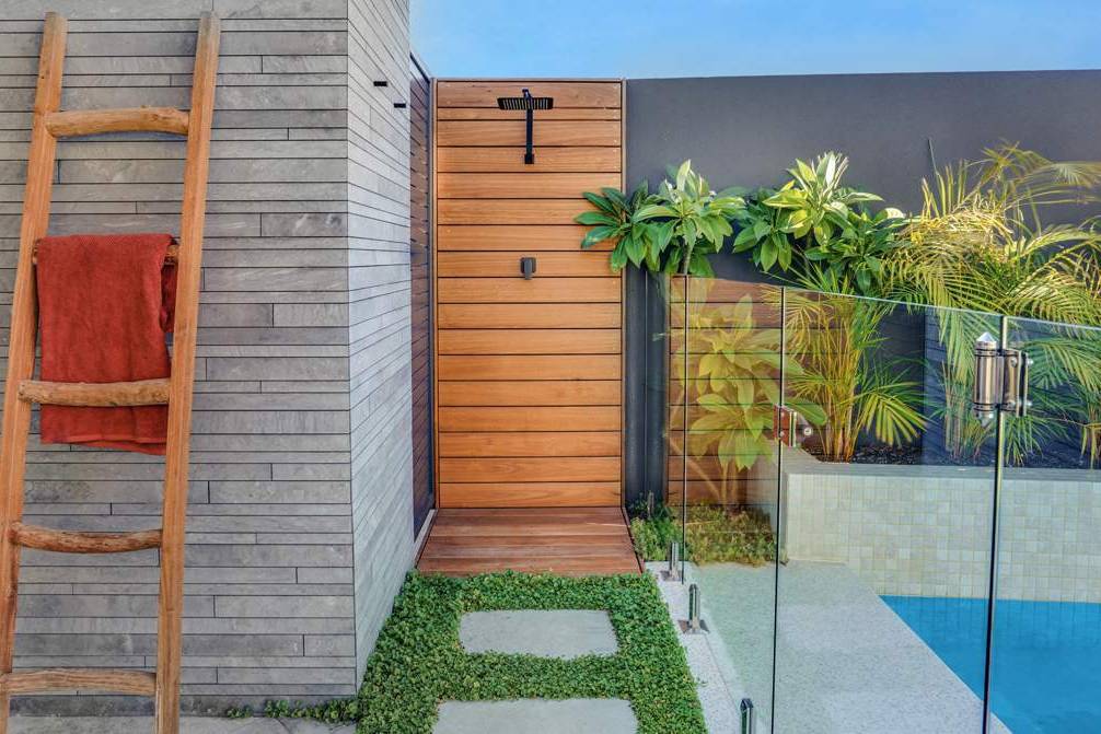 6 WAYS TO LANDSCAPE PRIVACY