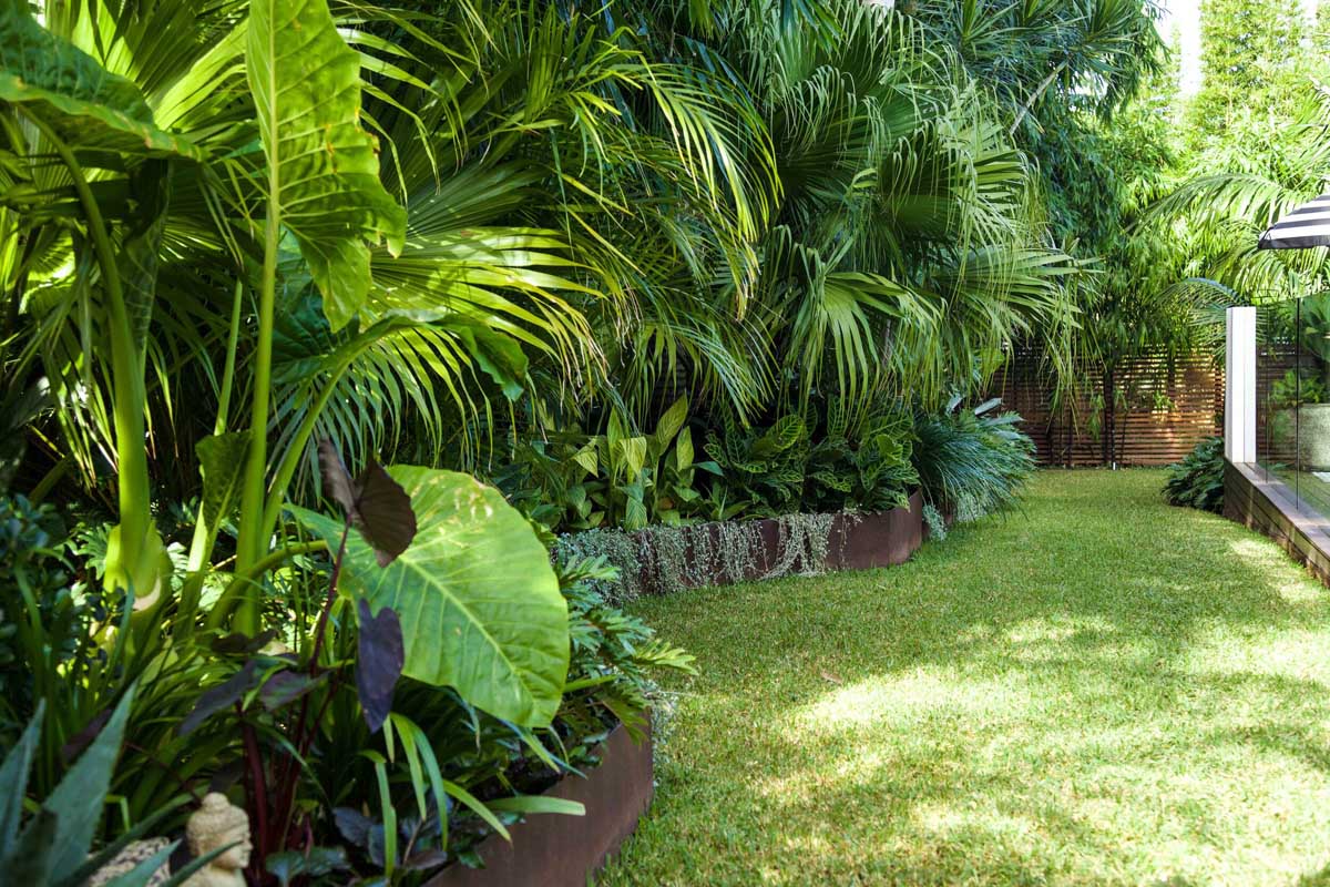 7 Landscaping Tips for Creating A Peaceful Haven Within Your Garden
